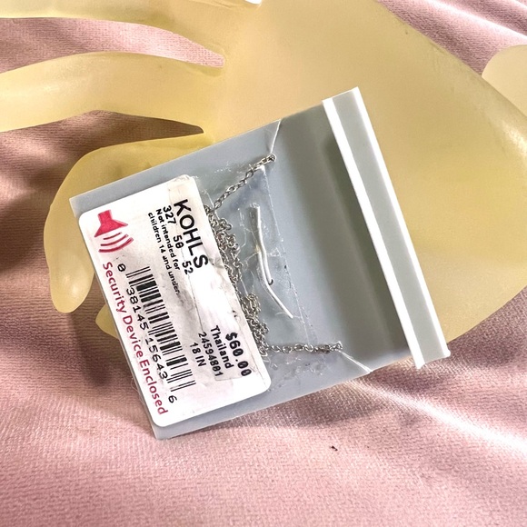 FINE SILVER PLATED NWT Rhinestones Birds Necklace - Picture 4 of 4